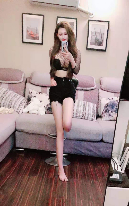 德思勤私做蕾蕾